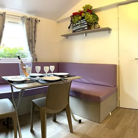 Mobil-home Domaine 4 Etoiles De L'ile D'or Vue Pour 4 Personnes Campingplads *